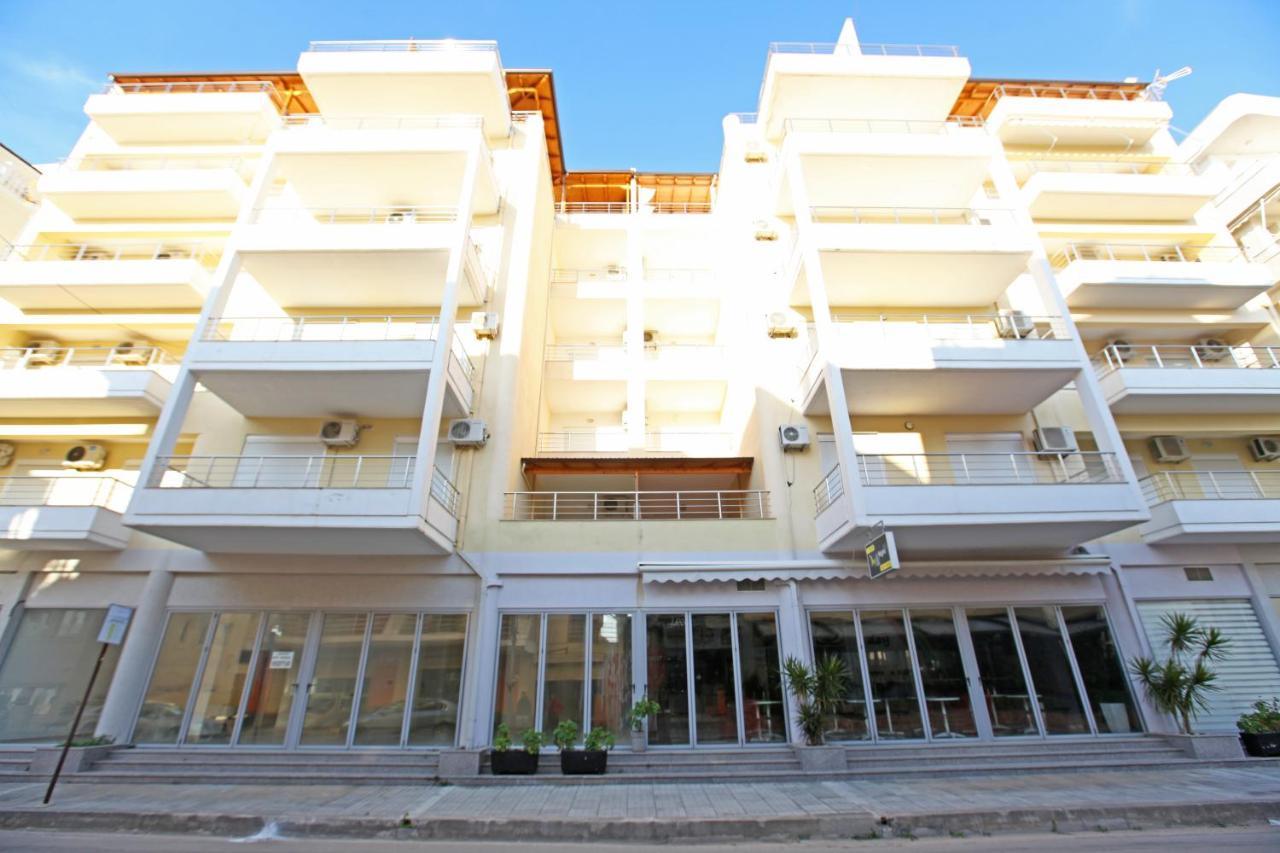 Teo Apartaments Sarandë Exterior foto